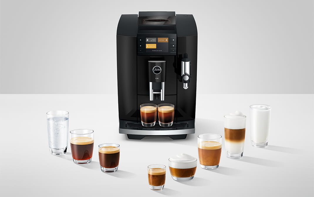 JURA E8 Piano Black – lesklé čierne prevedenie