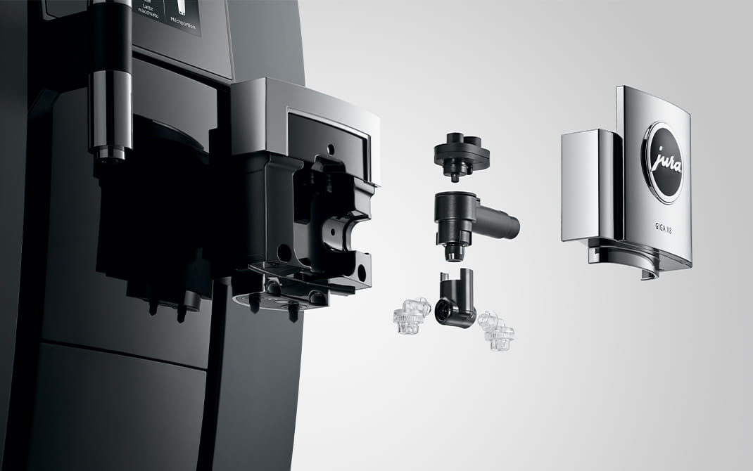 JURA GIGA X8c professional dual spout and fine foam preparation